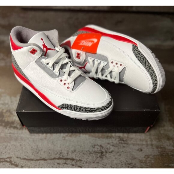 Jordan 3 Retro Fire Red (2022) Size 10.5- DN3707-160 - Picture 2 of 10
